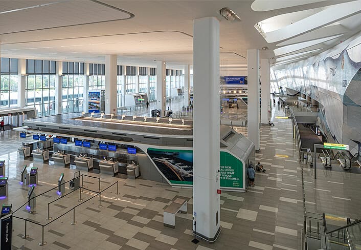 LGA Central Terminal Building - Check in area